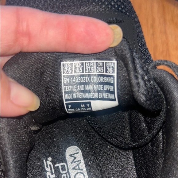 Skechers Women's Black Sneakers with White Soles - Picture 7 of 9